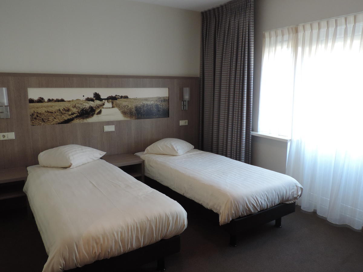 Hotel Ekamper Oosteinde Zewnętrze zdjęcie